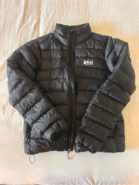 REI Women’s Medium Weight Puffer Jacket / Small